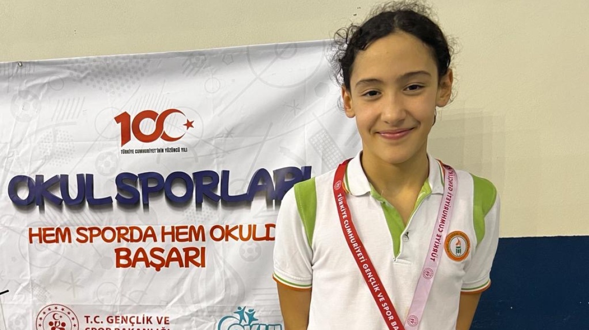 İstanbul Okullar Arası Yüzme Yarışları